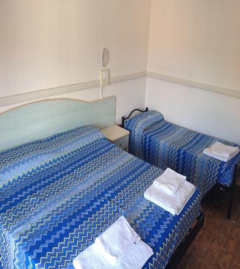 Hotel Carol Cesenatico Phòng bức ảnh