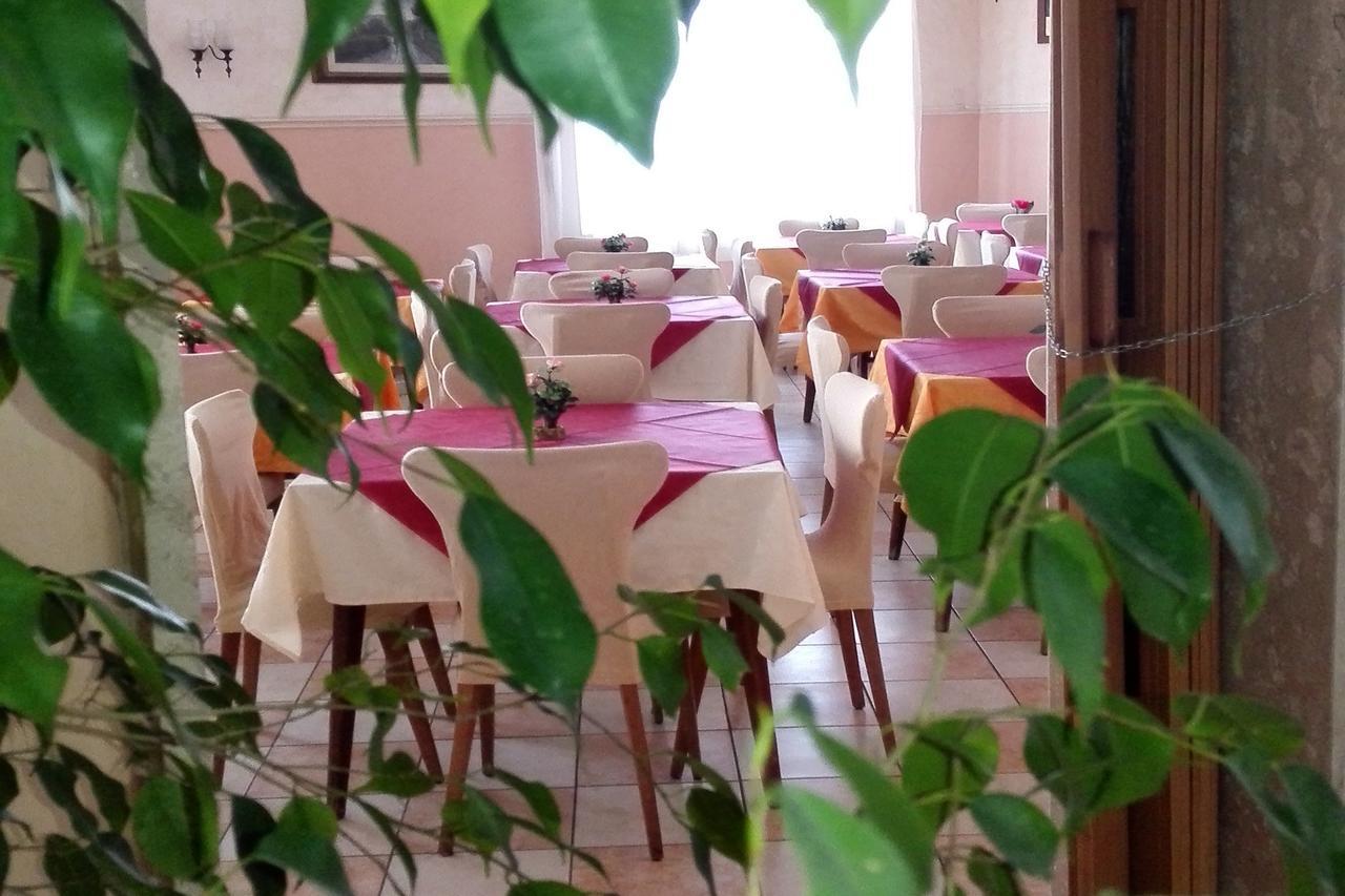 Hotel Carol Cesenatico Ngoại thất bức ảnh