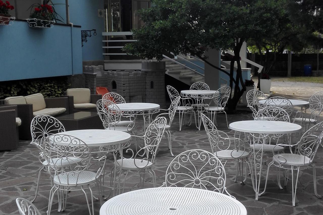 Hotel Carol Cesenatico Ngoại thất bức ảnh